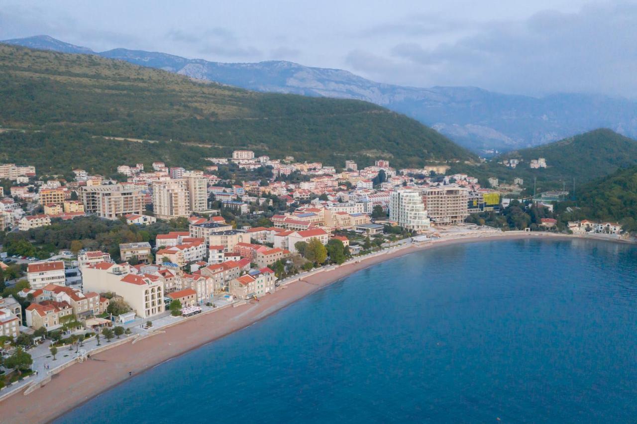 Appartement Apartamenti Enjoy à Petrovac Extérieur photo