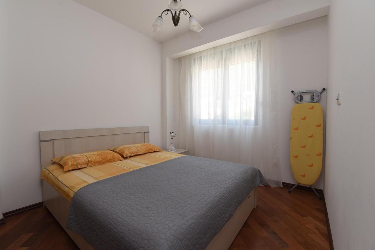 Appartement Apartamenti Enjoy à Petrovac Extérieur photo