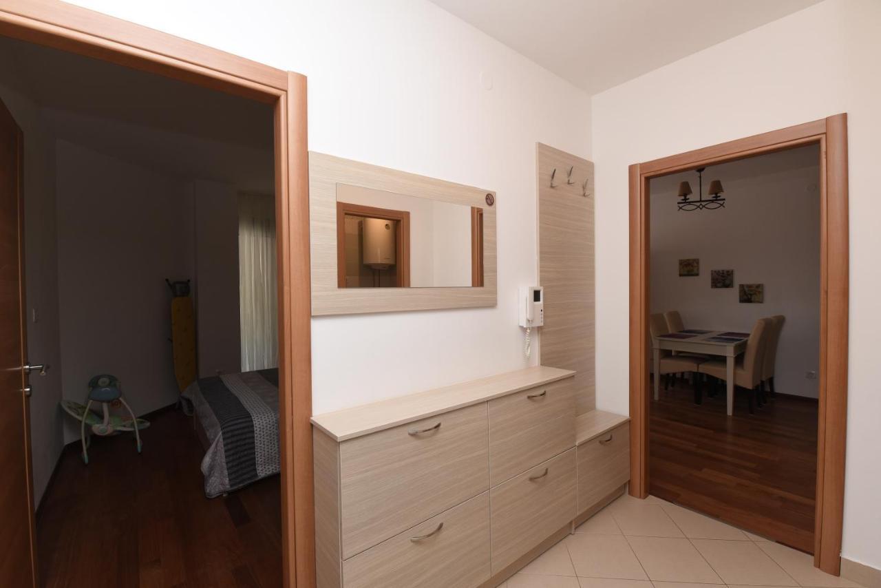 Appartement Apartamenti Enjoy à Petrovac Extérieur photo