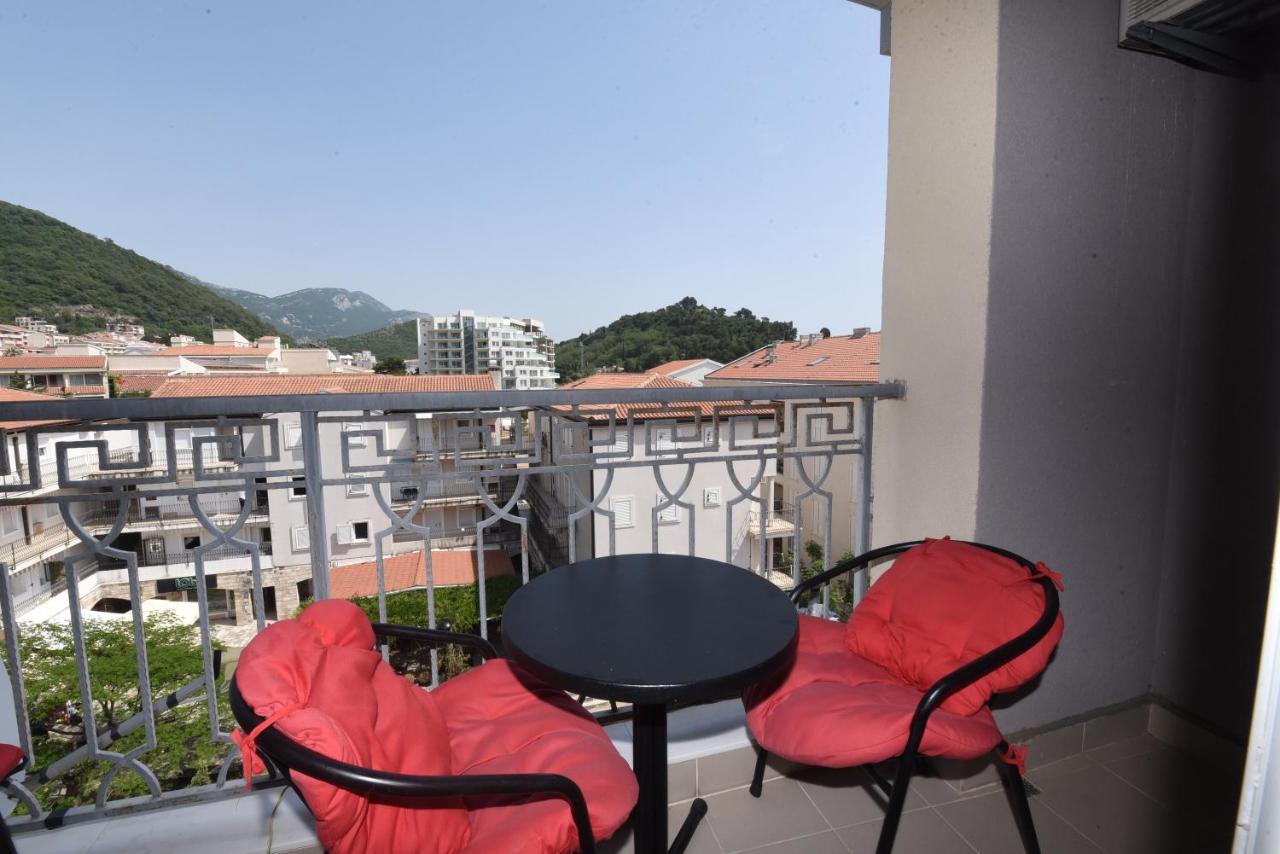 Appartement Apartamenti Enjoy à Petrovac Extérieur photo