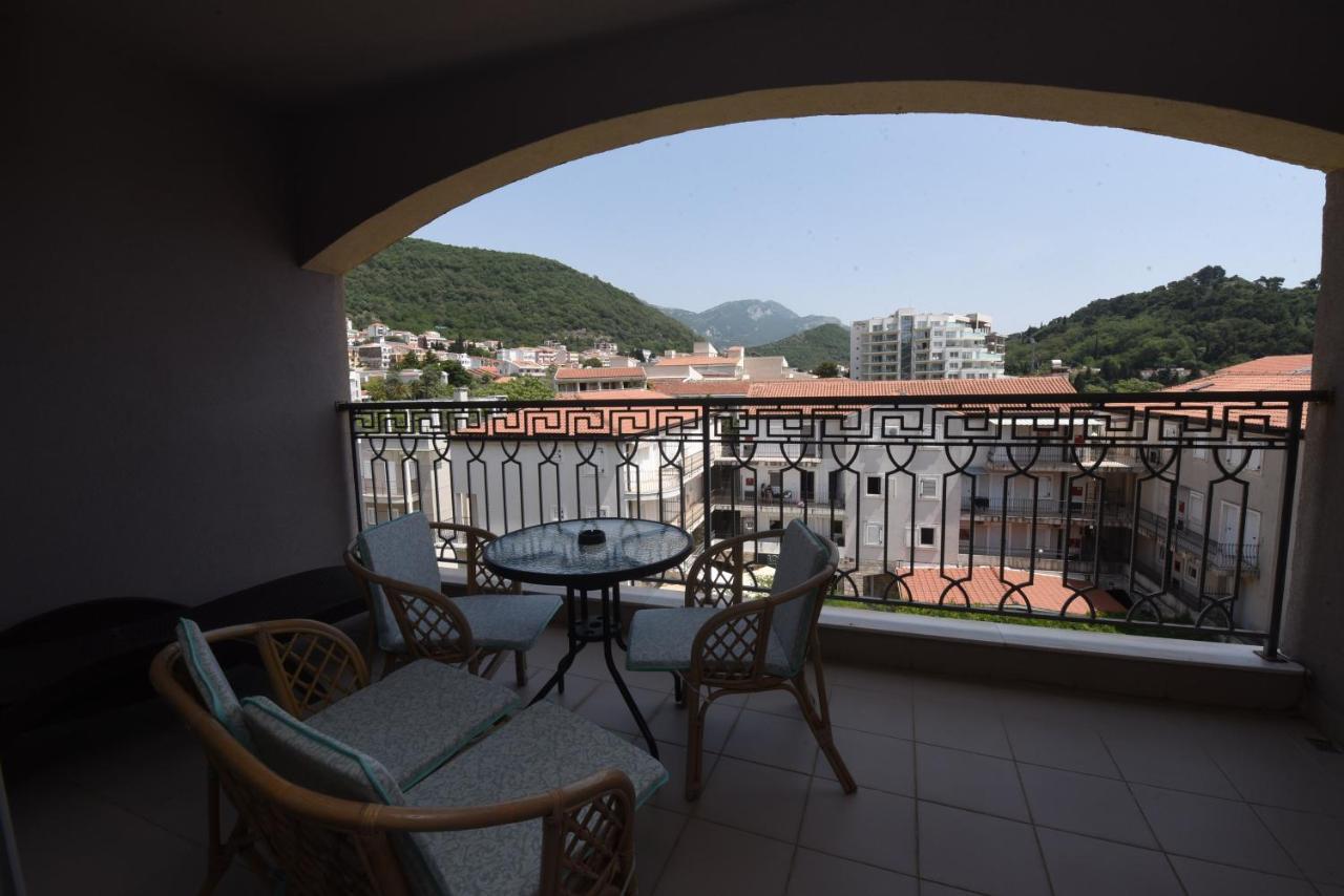 Appartement Apartamenti Enjoy à Petrovac Extérieur photo