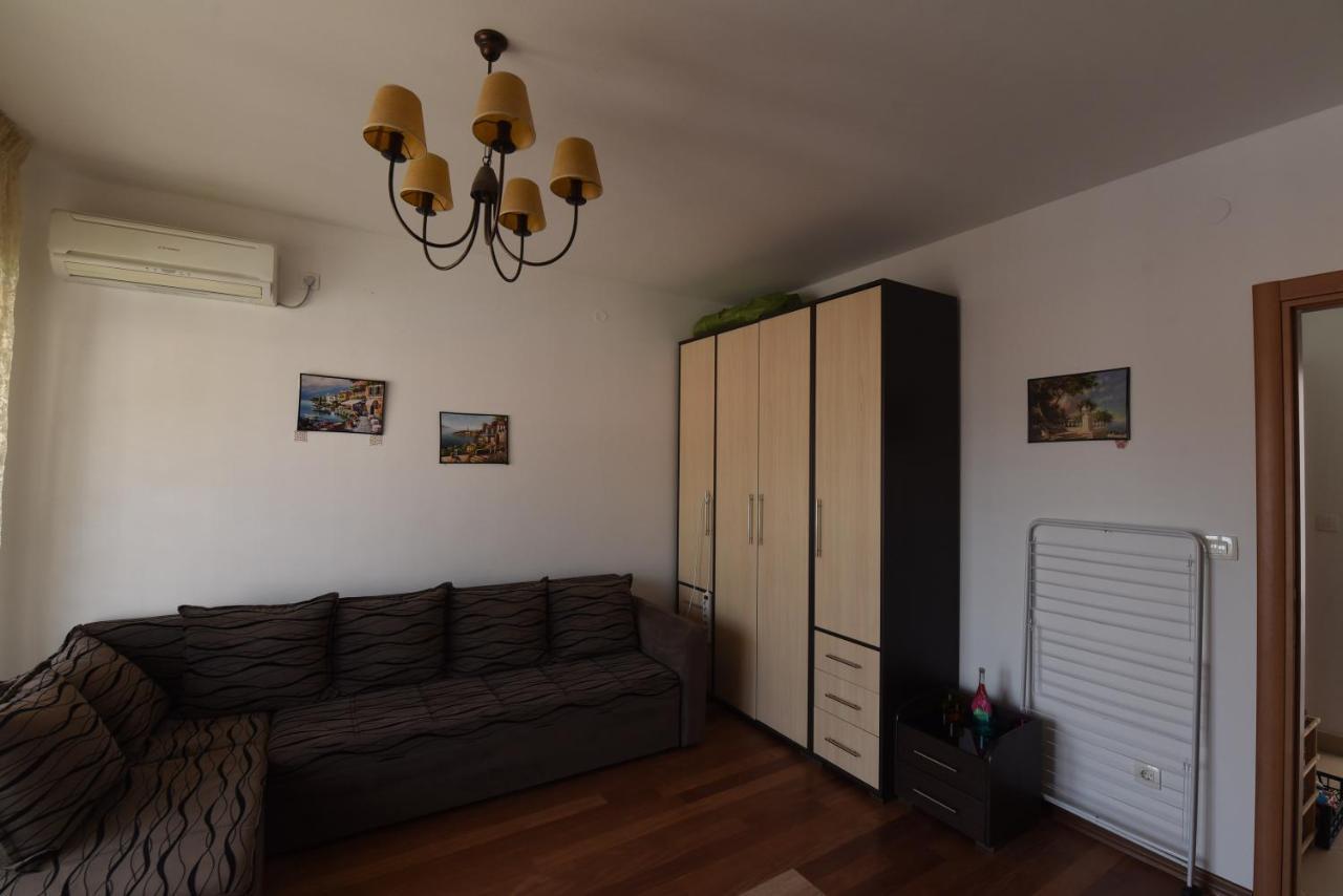 Appartement Apartamenti Enjoy à Petrovac Extérieur photo