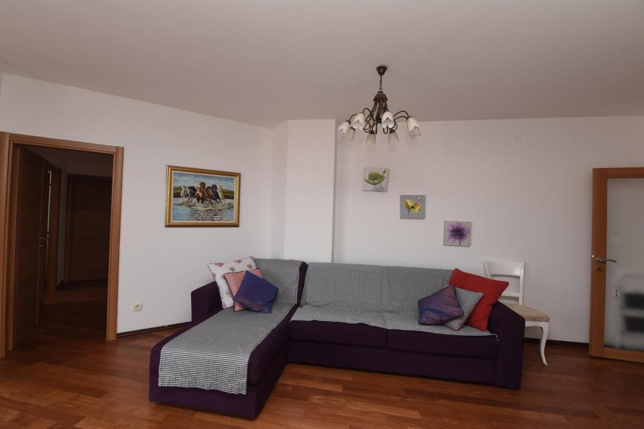 Appartement Apartamenti Enjoy à Petrovac Extérieur photo